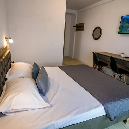 Casa Adiman Vama Veche