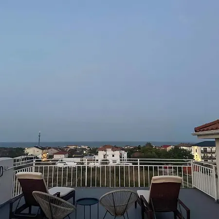Casa Adiman 3*