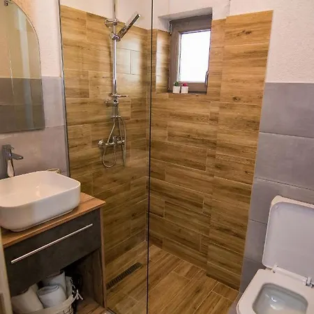 Affittacamere Casa Adiman Vama Veche