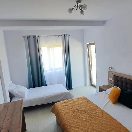 Casa Adiman 4*