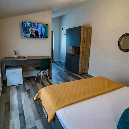 Casa Adiman 4*