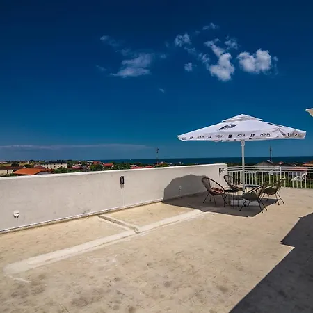 Casa Adiman Guest house
